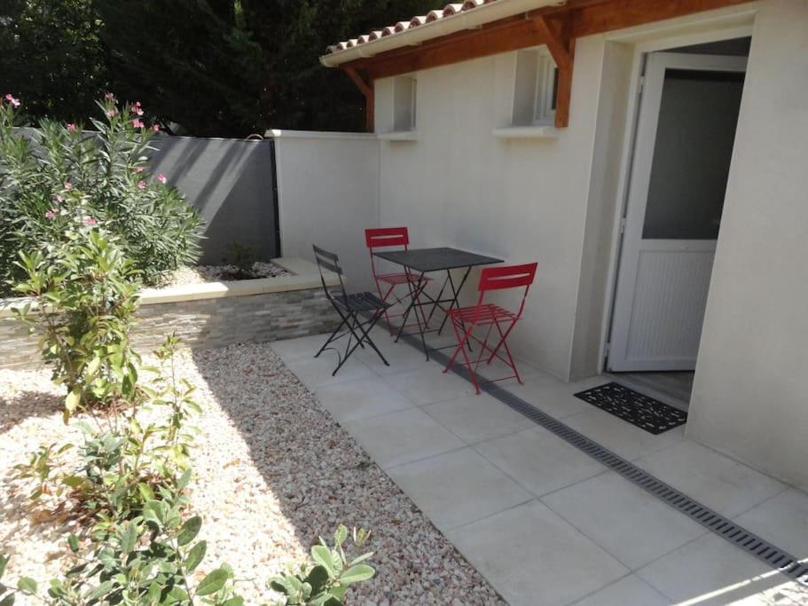 Gite L Abri Costier Villa Villeveyrac Dış mekan fotoğraf